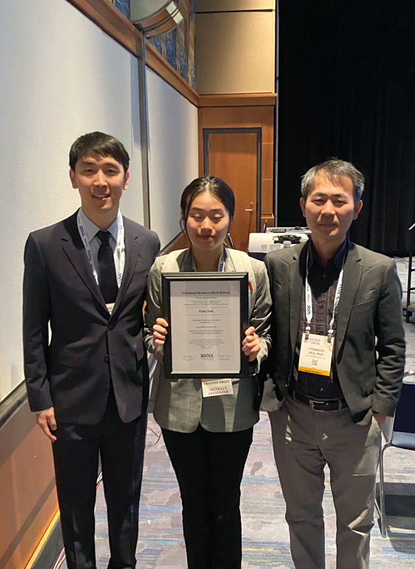Yixin Chen (center) with her mentor Jae Ho Sohn, MD, MS (right) and Youngho Seo, PhD (left), UCSF Radiology faculty