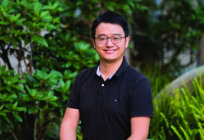 Dr. Yang Yang