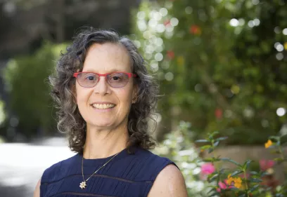 Sueann Mark headshot