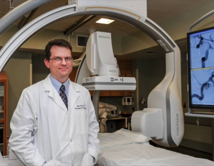 Embedded thumbnail for Advanced Stroke and Cancer Treatment at UCSF - Meet Dr. Hetts