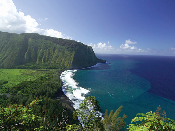 Waipio Valley overlook in Hawaii 
